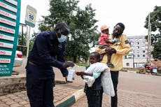 OMS declara emergencia global de salud por ébola en la República Democrática del Congo y Uganda