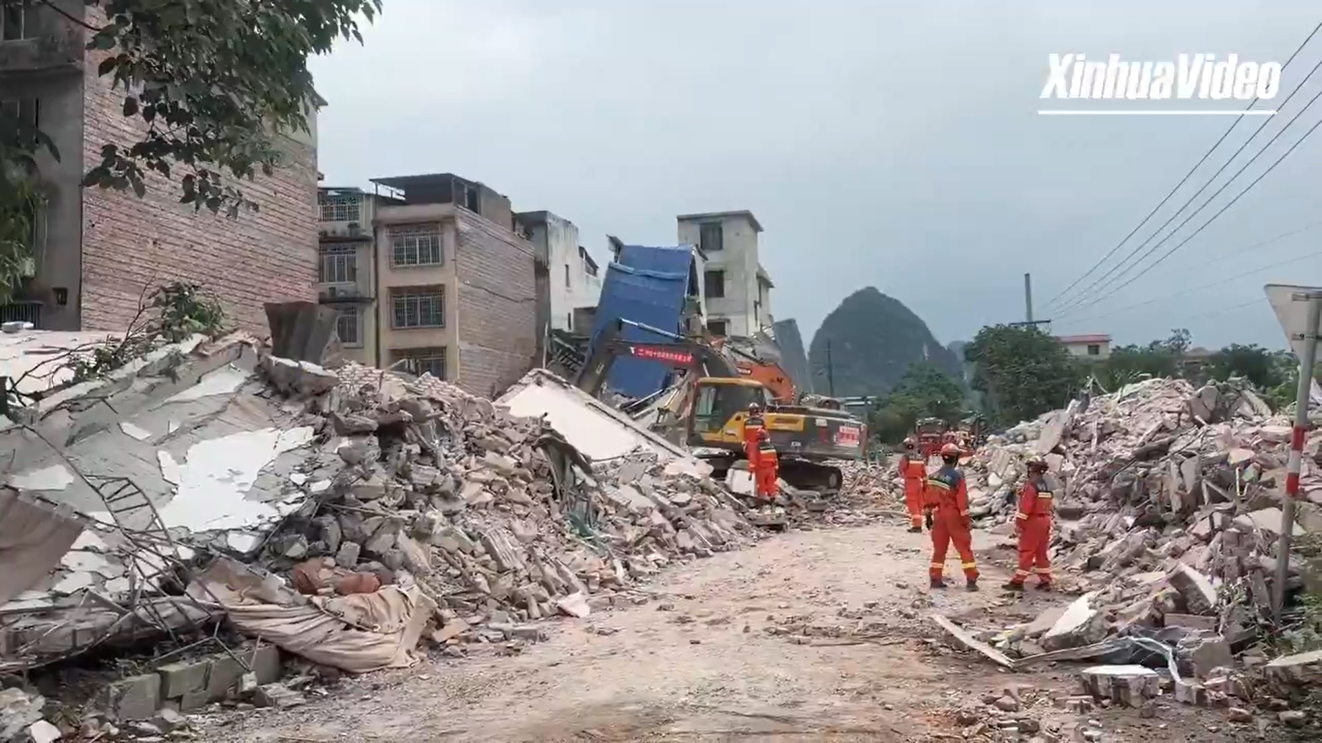 Continúan las operaciones de búsqueda y rescate tras registrarse dos muertos, cuatro heridos y un desaparecido en la región de Guangxi, al suroeste de China