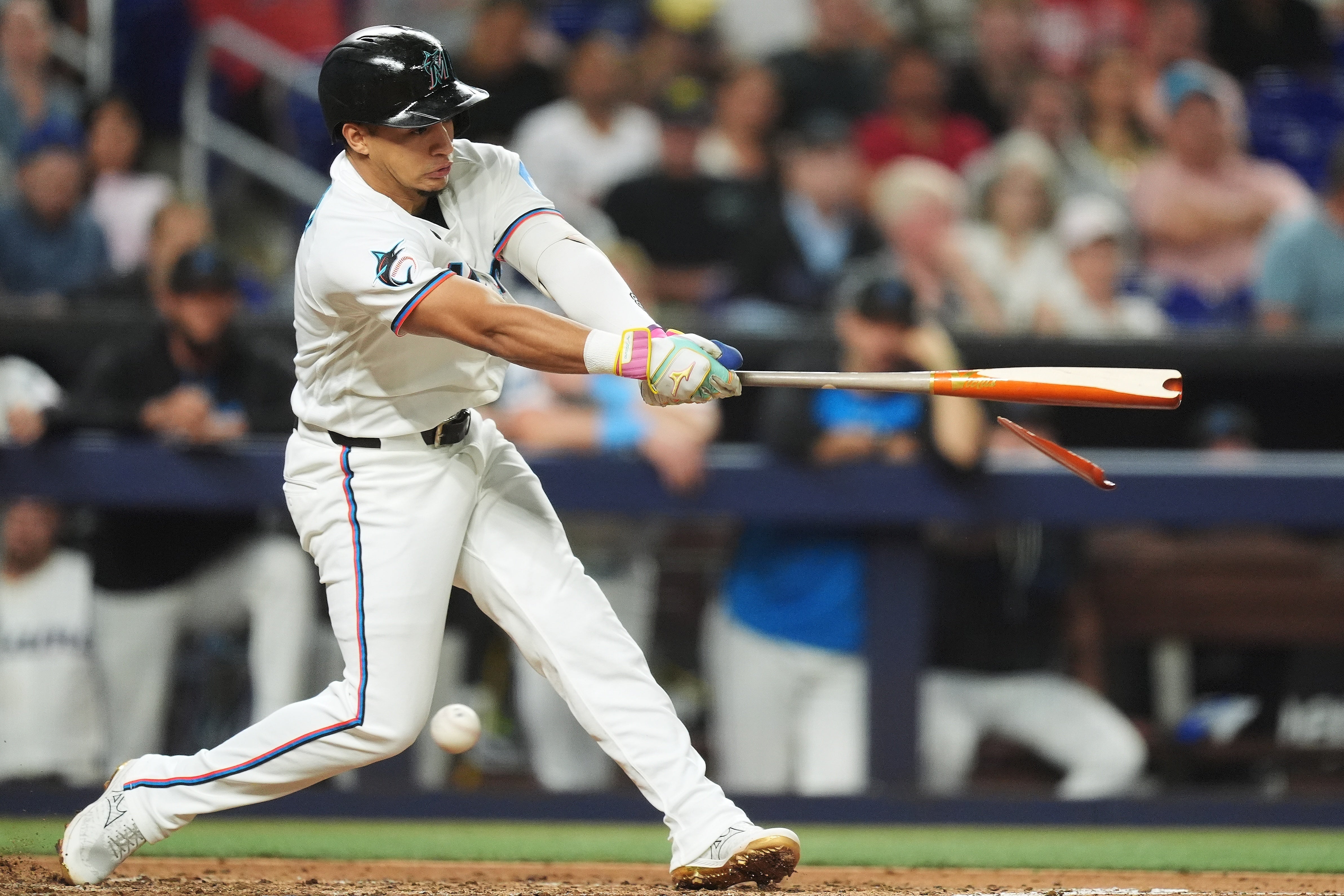 BRAVOS-MARLINS