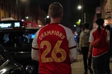Carteristas, jugadas a balón parado y fe: el viaje del Arsenal a la cima del fútbol inglés
