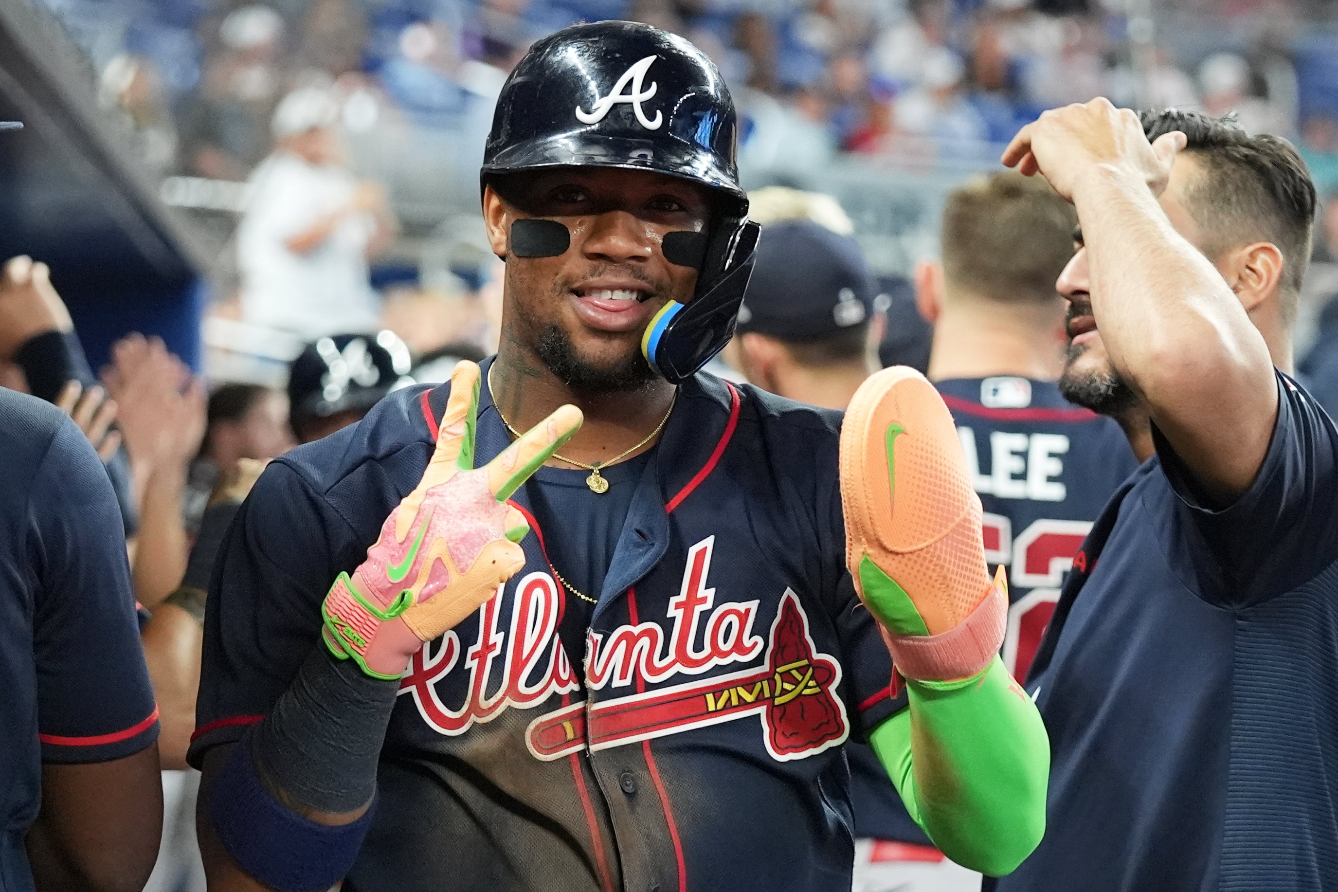 BRAVOS MARLINS