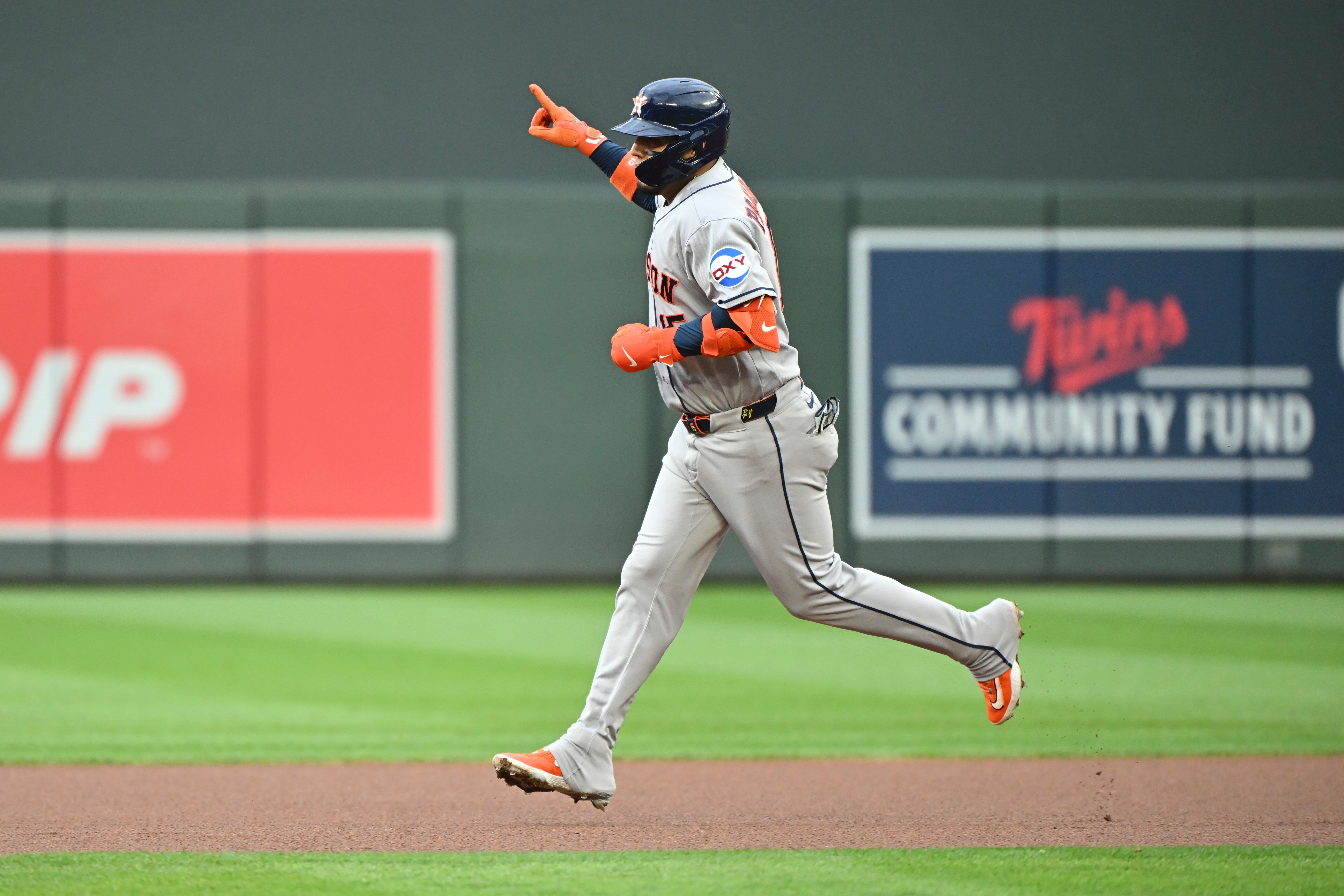 ASTROS-MELLIZOS