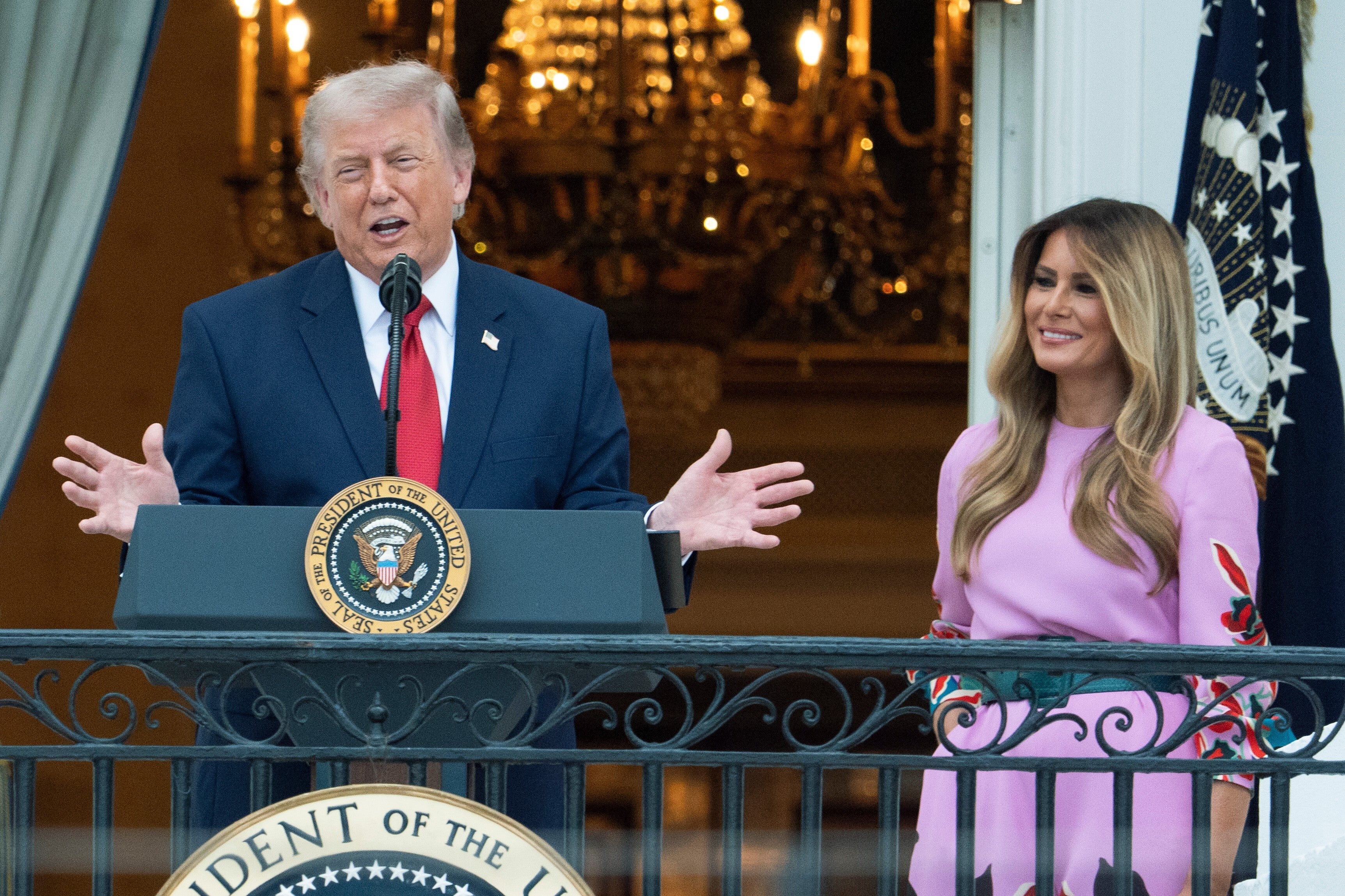 TRUMP-APROBACIÓN-SONDEO