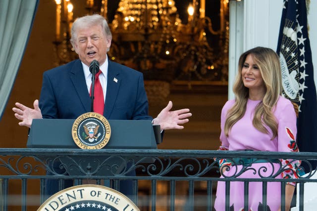TRUMP-APROBACIÓN-SONDEO