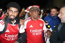 El primer ministro británico Kier Starmer felicita al Arsenal su título de la Liga Premier