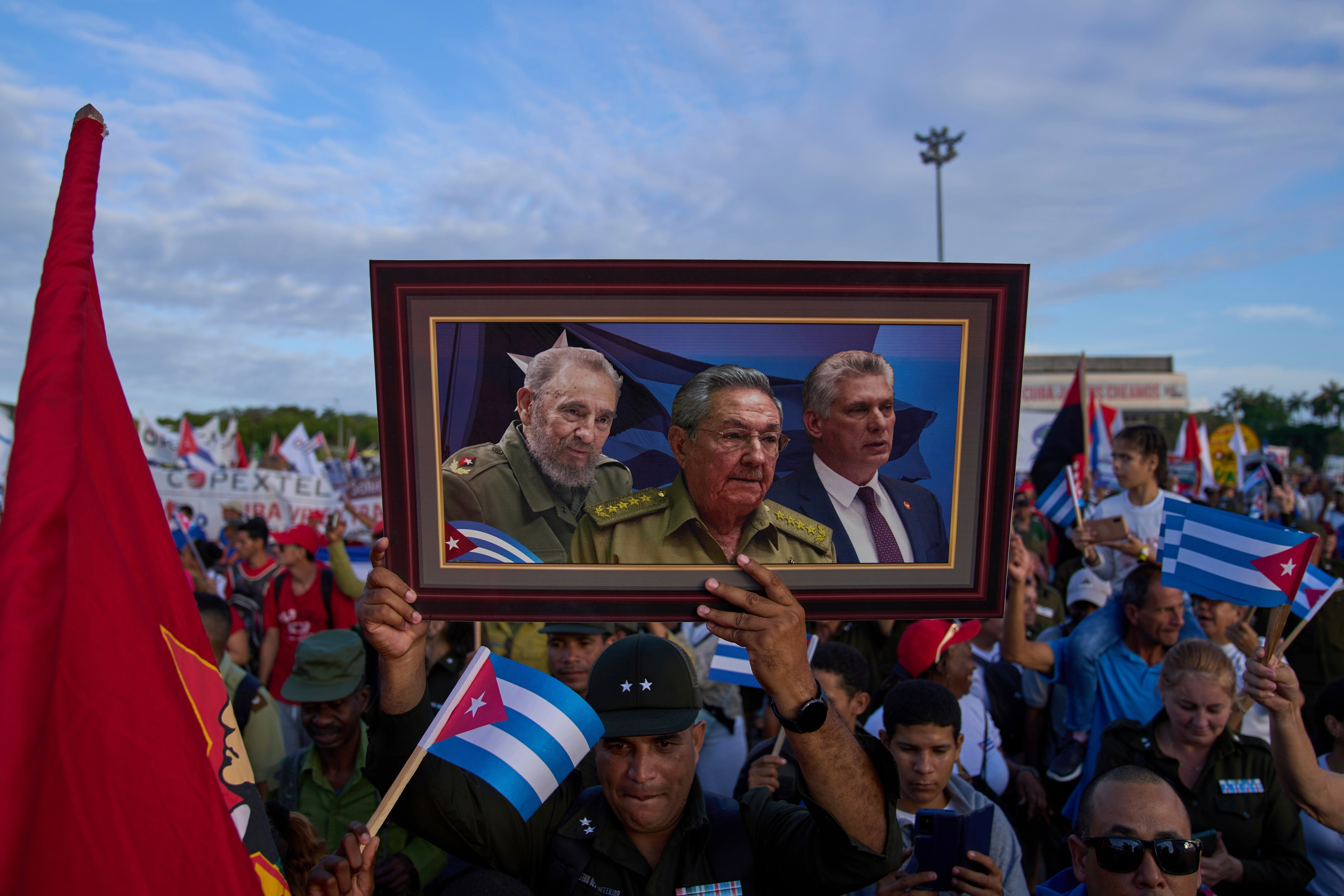 CUBA-CASTRO REACCIONES