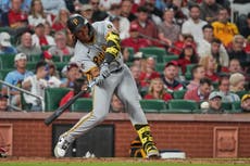 Los Piratas blanquean 7-0 a los Cardenales y cortan una racha de 4 derrotas