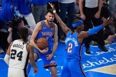 Gilgeous-Alexander anota 30, Thunder vence a Spurs 122-113 e iguala final del Oeste