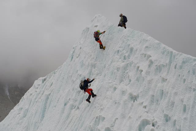 ASI-GEN NEPAL-EVEREST-RÉCORD