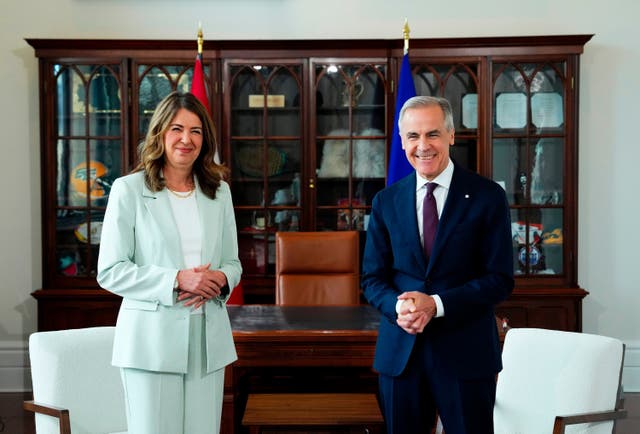 CANADÁ-ALBERTA-REFERÉNDUM