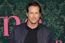 Jason Lewis regresa a redes con un enigmático mensaje para sus seguidores