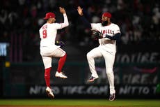Zach Neto pega 2 jonrones en triunfo de Angelinos, 9-6 sobre Rangers
