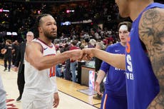 Knicks se sitúan a 1 triunfo de las Finales de la NBA tras vencer 121-108 a Cavaliers