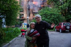 Rusia golpea Kiev con misiles y drones, remece el centro de la ciudad y mata a 1