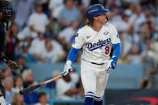 Kiké Hernández podría debutar esta temporada el lunes en juego de Dodgers ante Rockies