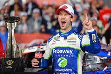 Daniel Suárez gana emotiva Coca-Cola 600 tras homenaje de NASCAR al fallecido Kyle Busch