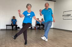 Por qué bailar puede ser uno de los mejores ejercicios para envejecer saludablemente
