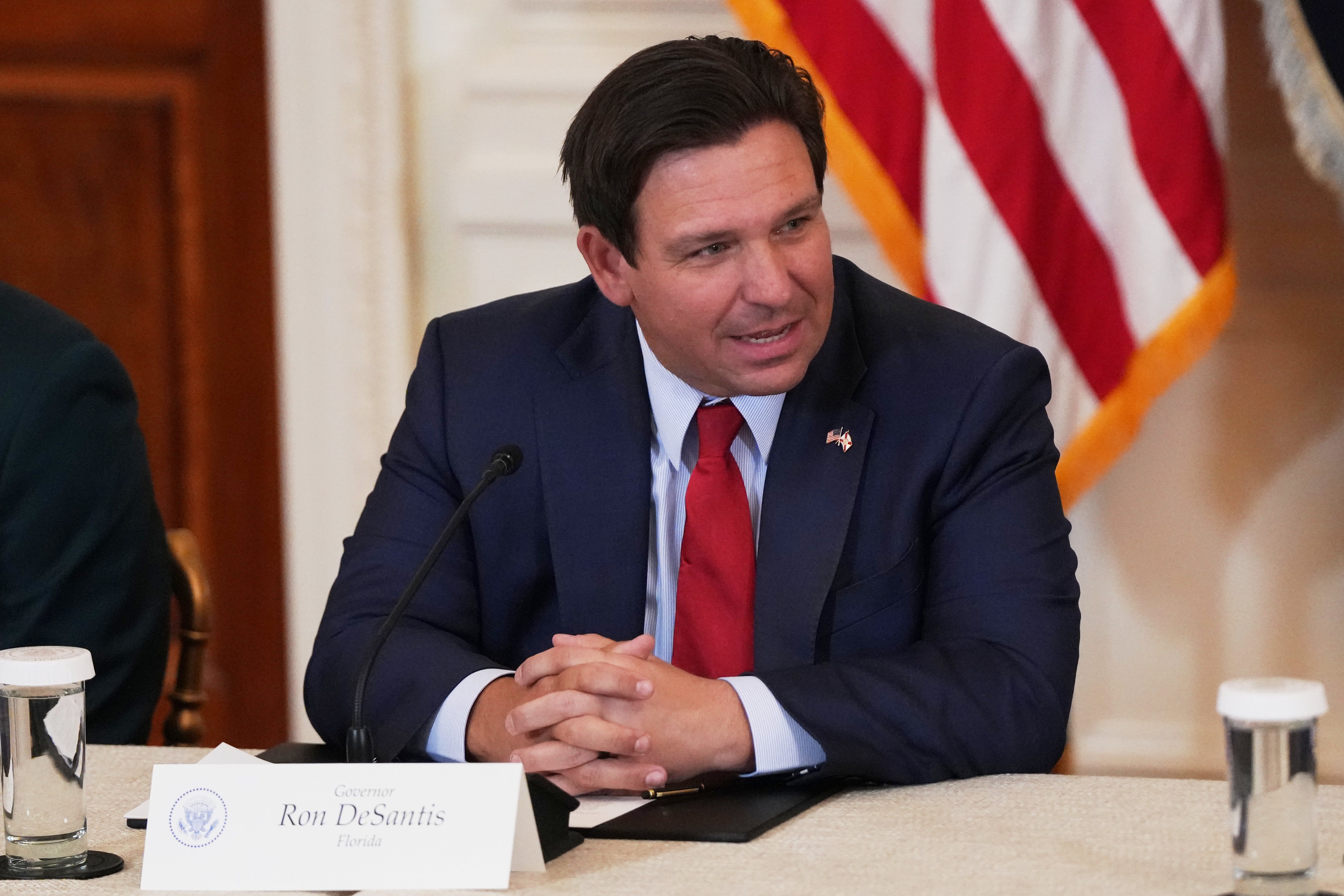 EEUU-LICENCIAS COMERCIALES