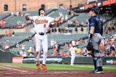 Los Orioles arrollan 11-2 a los Rays y completan una barrida de tres juegos