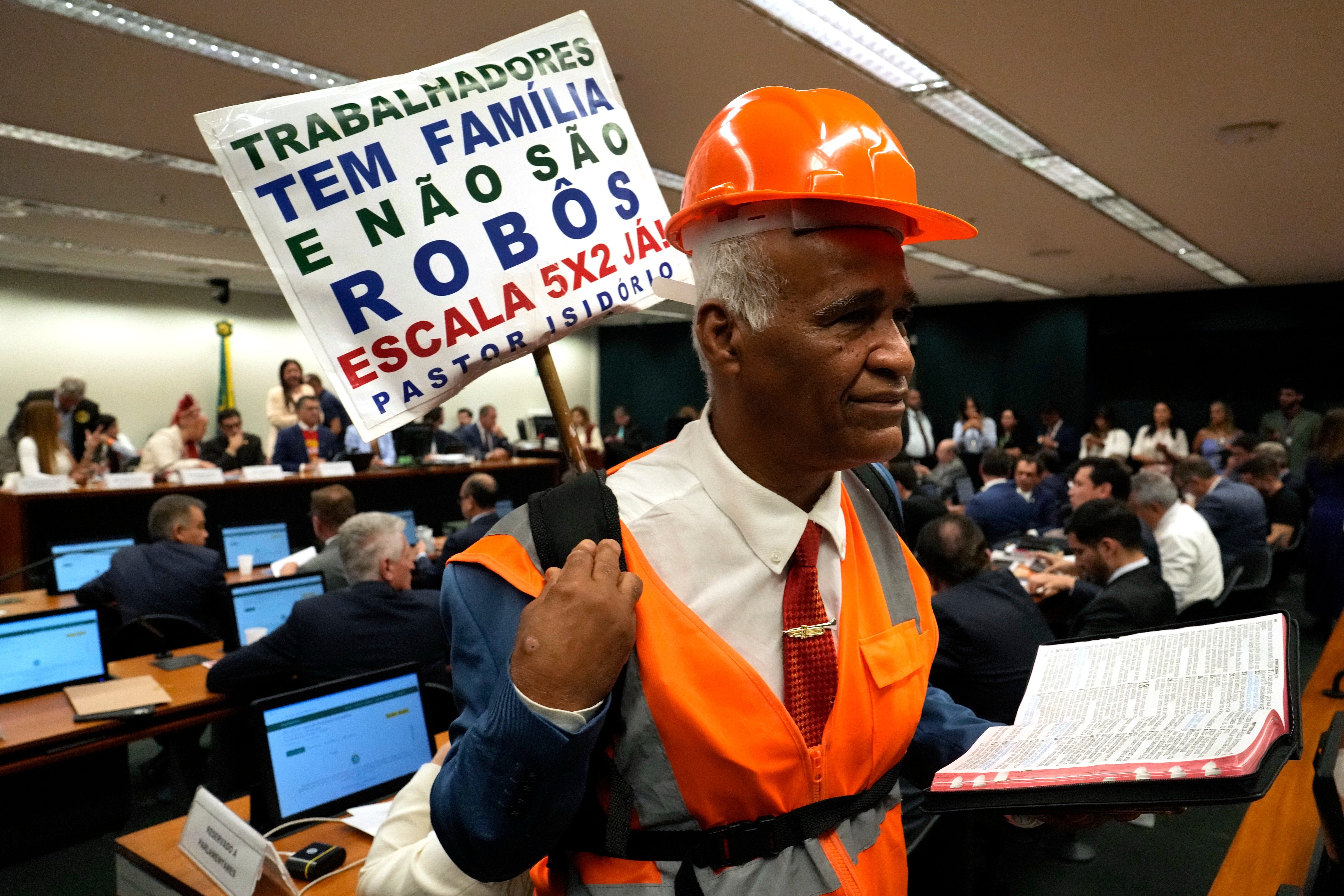 BRASIL-SEMANA LABORAL