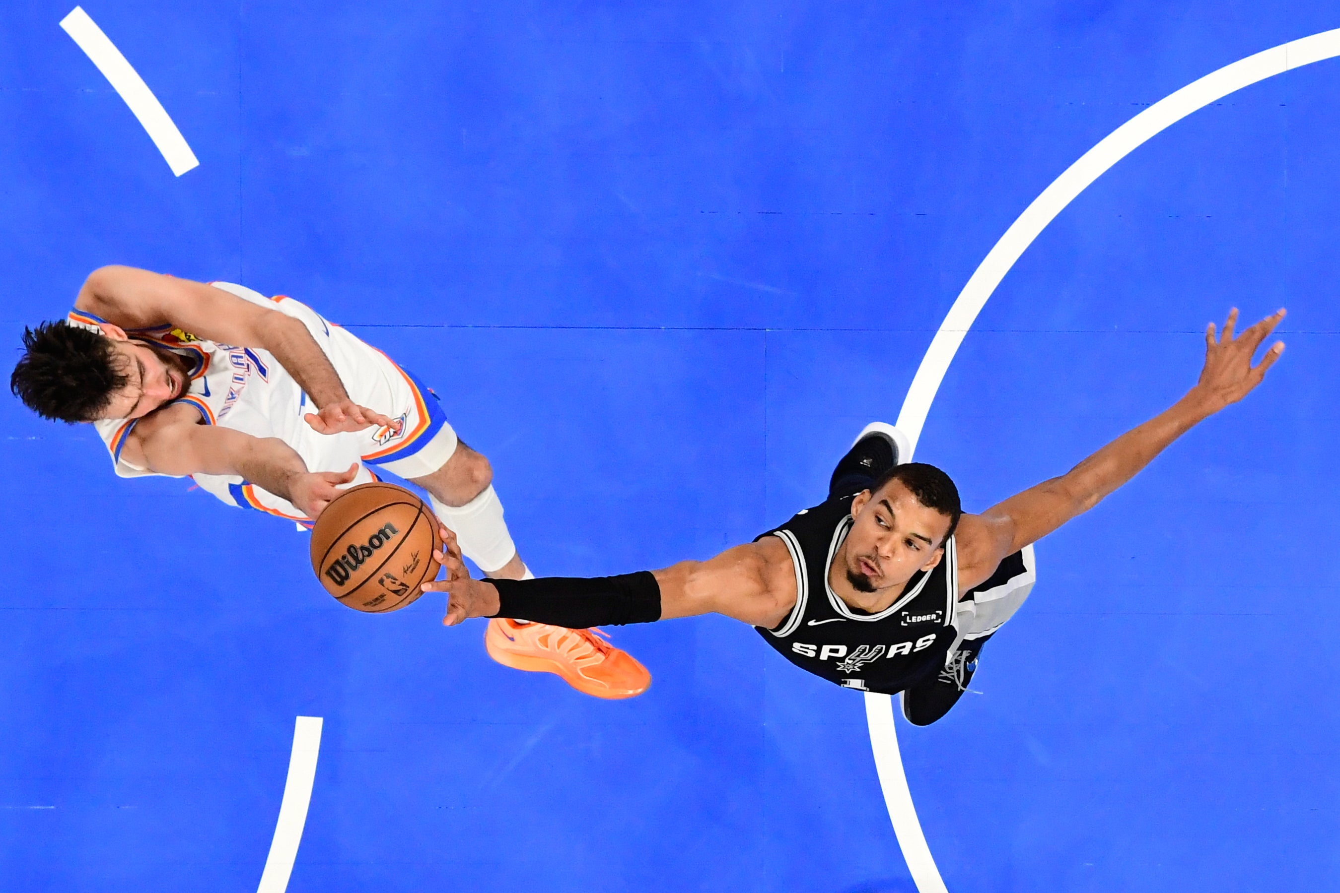 THUNDER-SPURS-PANORAMA