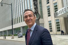 Juez federal retira cargos contra exejecutivo de Fox en caso de corrupción en fútbol