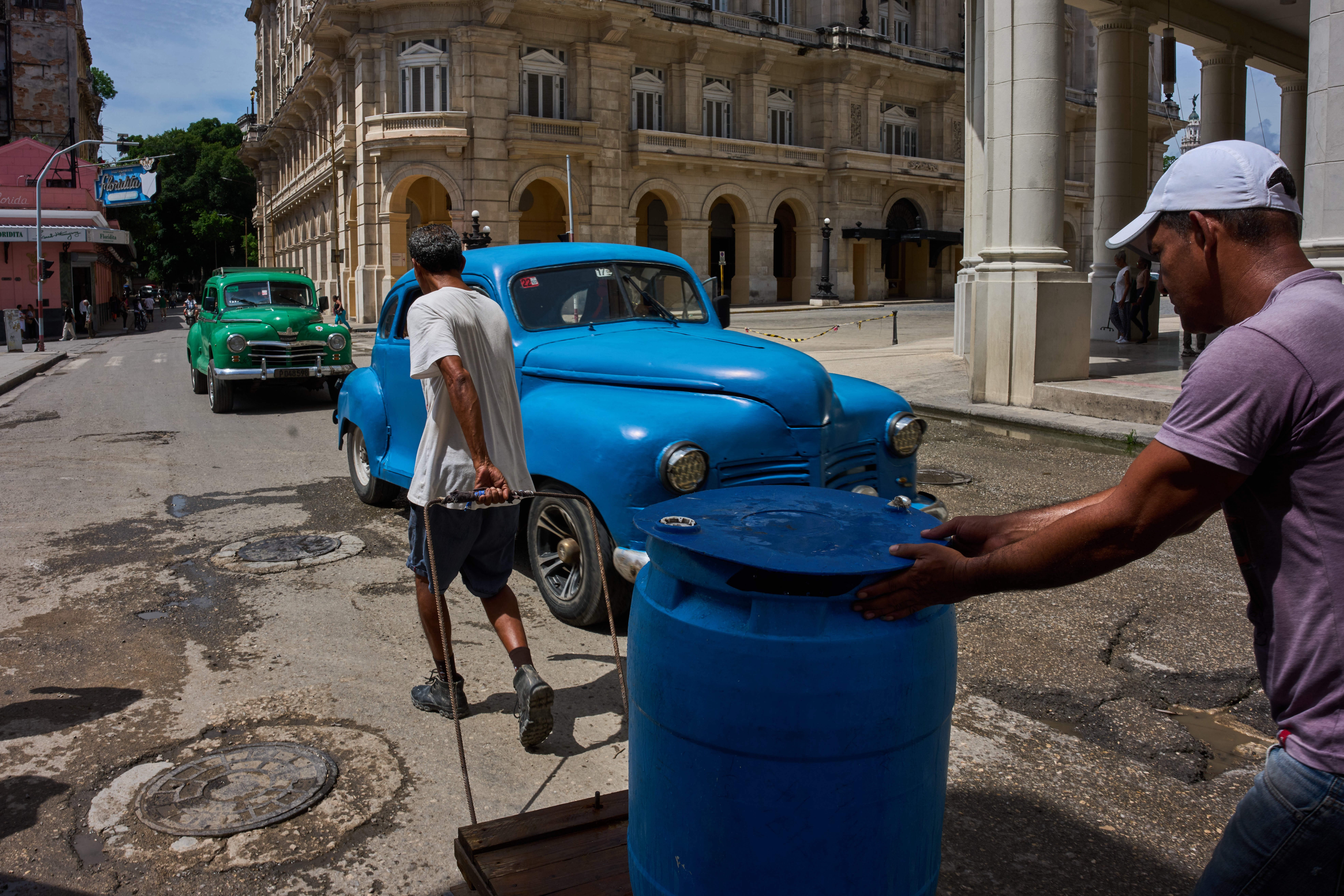 EE. UU. lleva meses ejerciendo presión sobre Cuba, neutralizando a su principal aliado con la operación que capturó al líder venezolano Nicolás Maduro y cortando el suministro de petróleo a la isla, lo que ha sumido al país en una crisis humanitaria