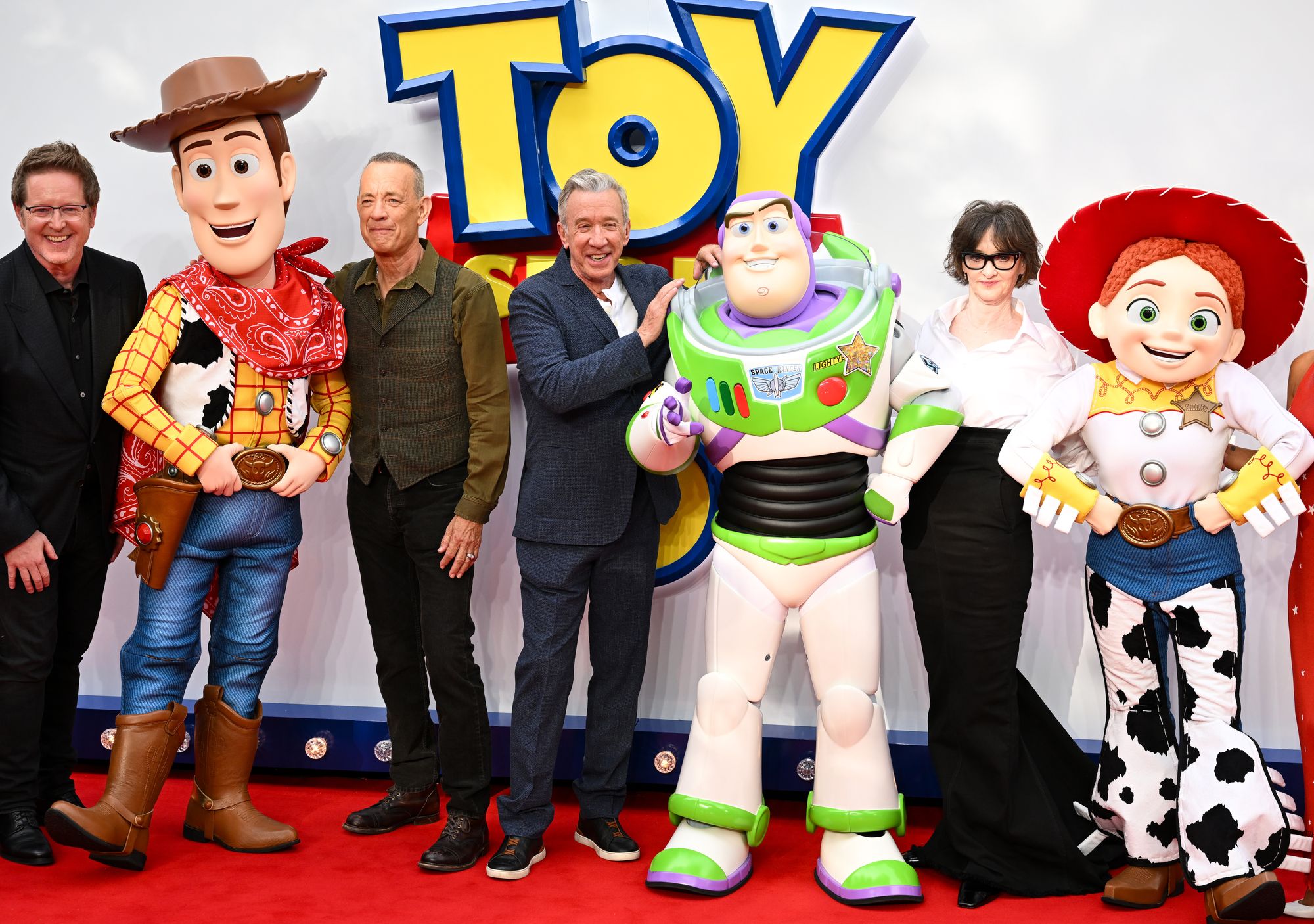 El reparto de ‘Toy Story 5’ ha afirmado que la película aborda la creciente dependencia de los niños de las pantallas