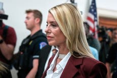 Exsecretaria de Justicia de EEUU se niega a hablar a legisladores del papel de Trump en caso Epstein