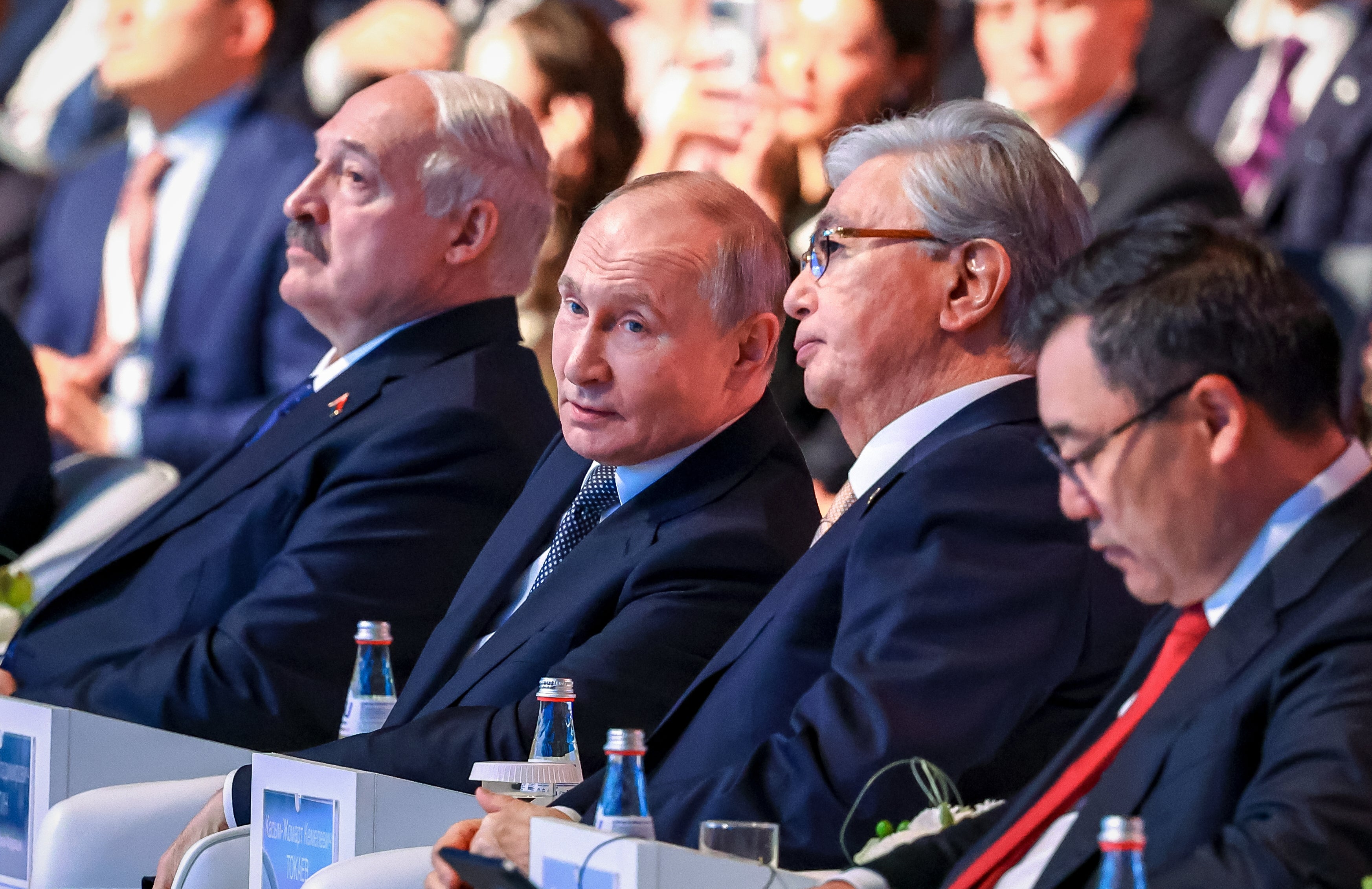 Grupo económico liderado por Rusia amenaza con suspender a Armenia por su candidatura a la UE