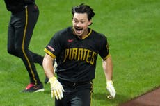 Reynolds pega jonrón de 2 carreras en la 9na y Piratas vencen a Mellizos 6-5