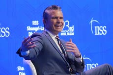 Hegseth modera discurso sobre China, pero mantiene compromiso de EEUU con seguridad en el Pacífico
