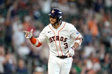 Astros superan 9-2 a Cerveceros tras jonrones de Christian Walker y Jeremy Peña