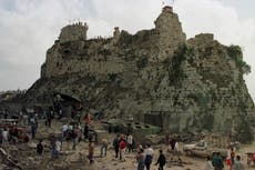 Ejército israelí captura un castillo estratégico en Líbano en su incursión más profunda en 26 años