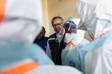 El jefe de la OMS celebra 5 recuperaciones de ébola al inaugurar un centro de tratamiento en Congo