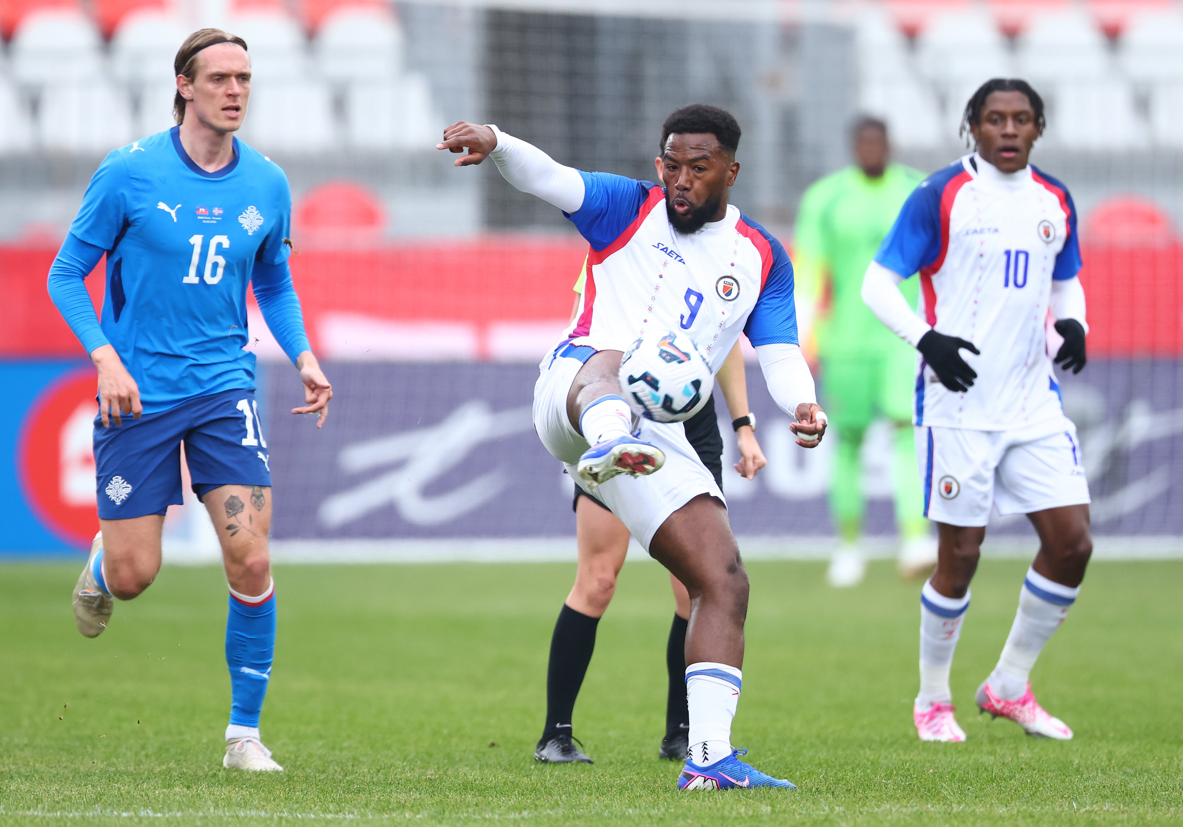 Duckens Nazon es el máximo goleador de todos los tiempos de Haití y liderará la delantera este verano