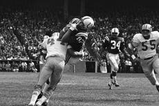 Falleció Raymond Berry, receptor del Salón de la Fama y entrenador de Patriots. Tenía 93 años