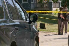 Policía investiga a hombre de Iowa sospechoso de matar a seis familiares y suicidarse