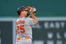 Pete Alonso pega jonrón y Shane Baz lanza 7 innings en triunfo de Orioles 4-2 ante Medias Rojas