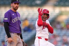Meckler y Madrigal logran 4 hits cada uno en triunfo de Angelinos, 11-4 sobre Rockies