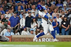 El campocorto Dansby Swanson fuera de la alineación titular de Cachorros ante Gigantes