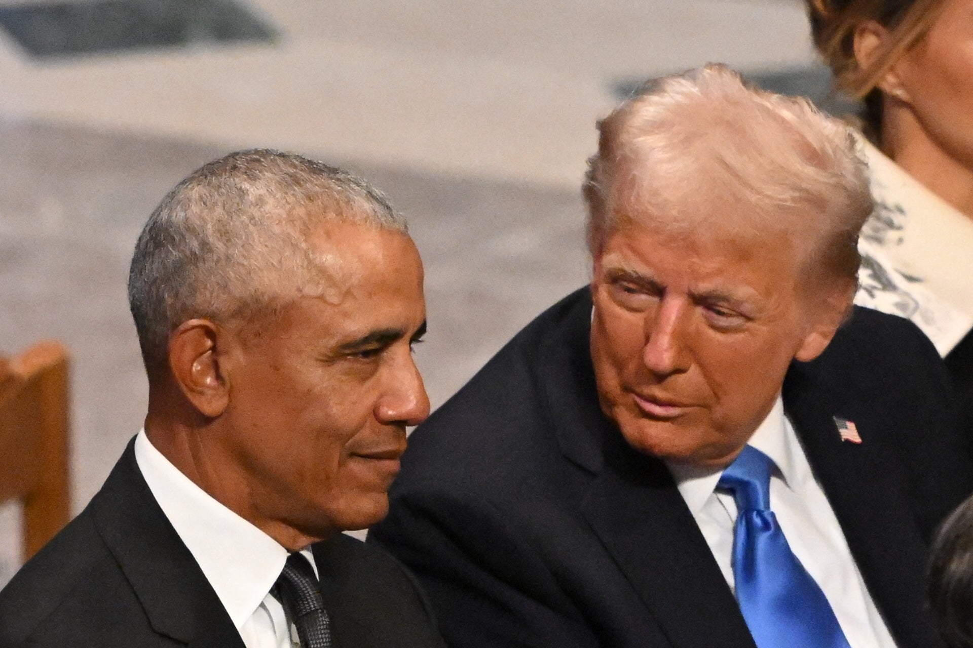 El expresidente Barack Obama habría calificado al presidente Donald Trump de "idiota sin remedio" durante una llamada telefónica con el doctor Anthony Fauci en 2021, según una anotación del diario de Fauci
