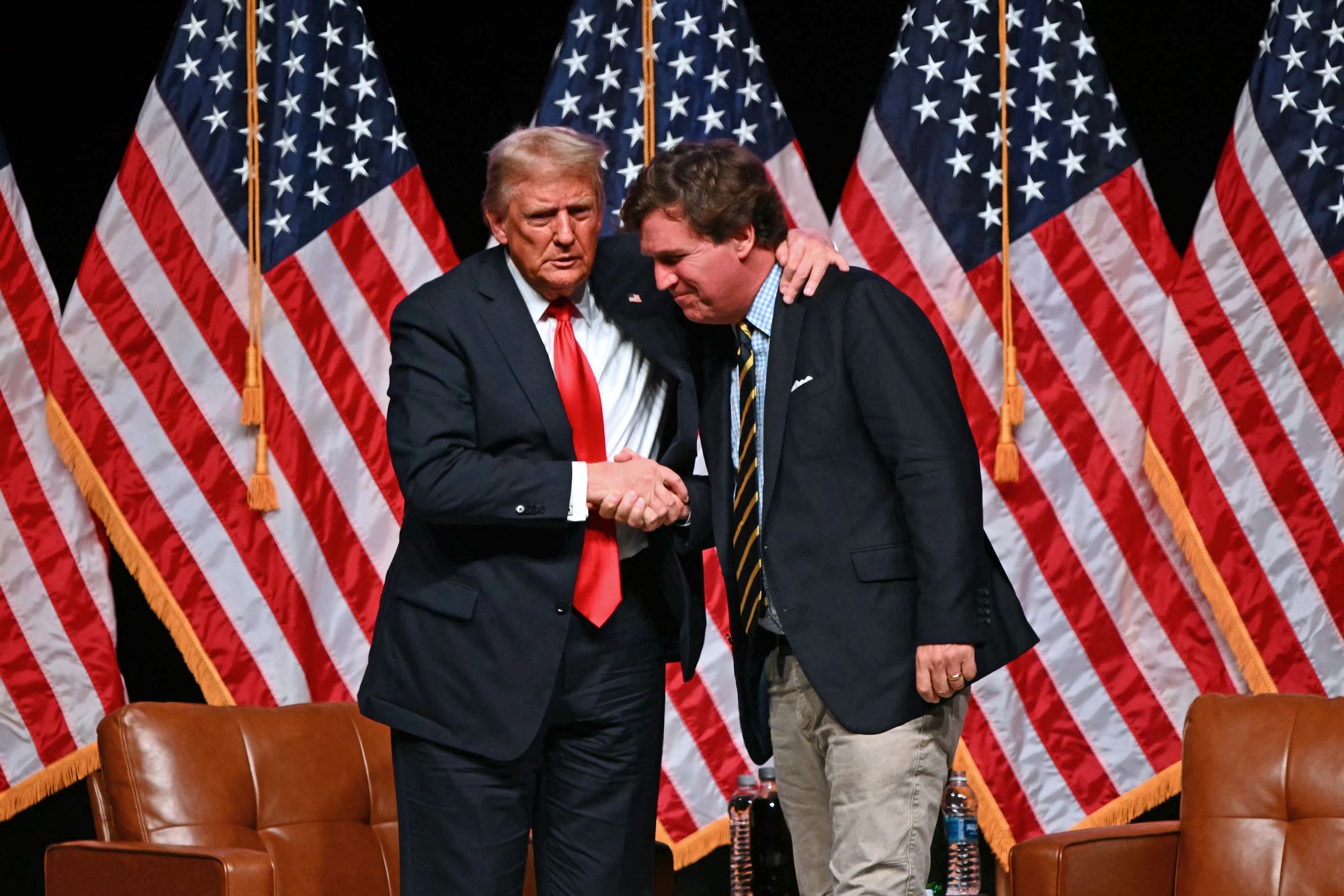 Carlson, quien alguna vez apoyó la campaña de Trump, se separó recién de la ideología MAGA y ha buscado unir a los conservadores inconformes