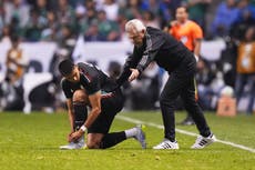 Julio César Chávez y los héroes de 1986 motivan a México rumbo al Mundial