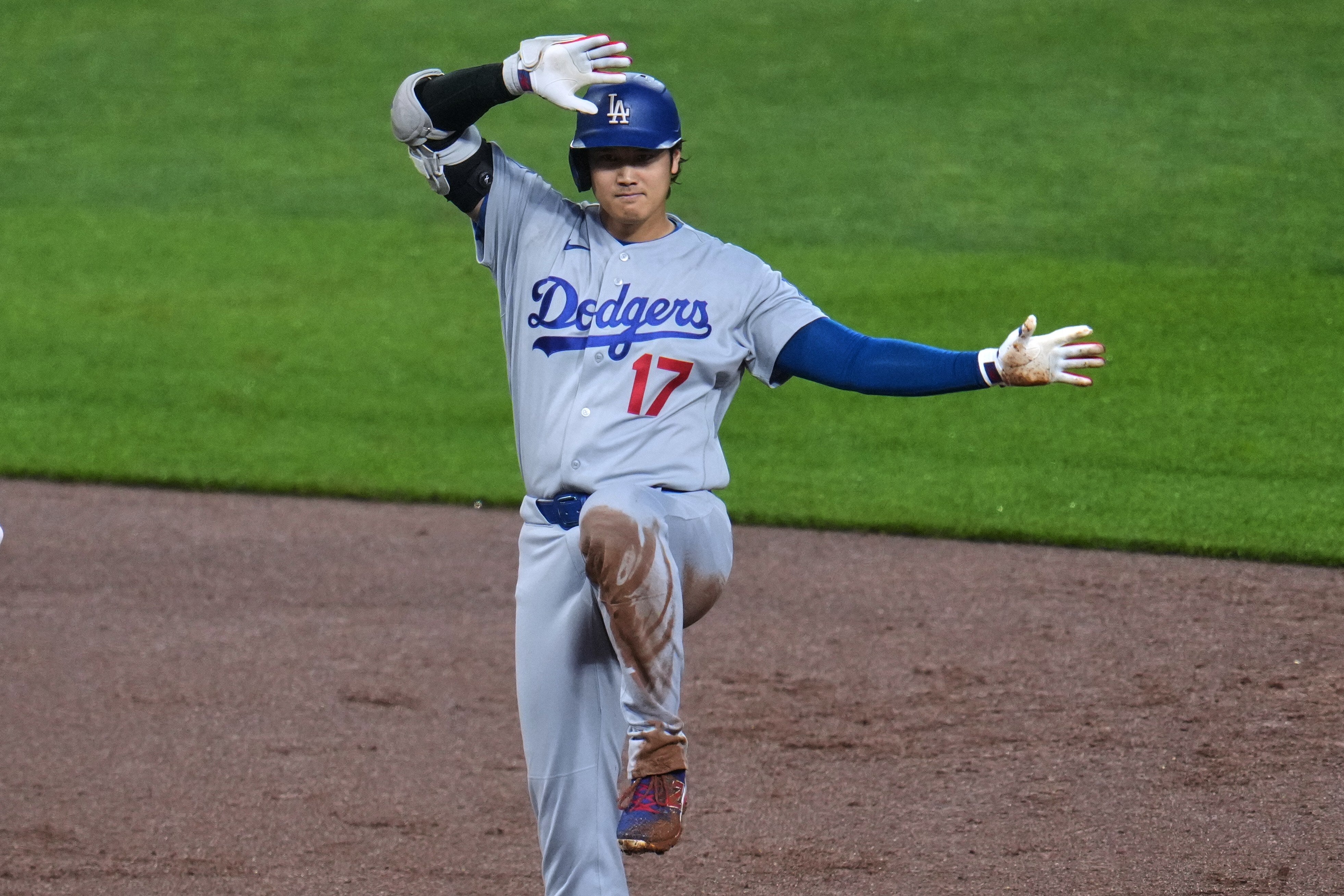 DODGERS PIRATAS