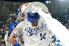 Jac Caglianone pega 2 jonrones y los Royals vencen 5-3 a los Rangers