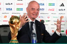 "No somos reyes del mundo": Infantino defiende precio de entradas y regatea la política