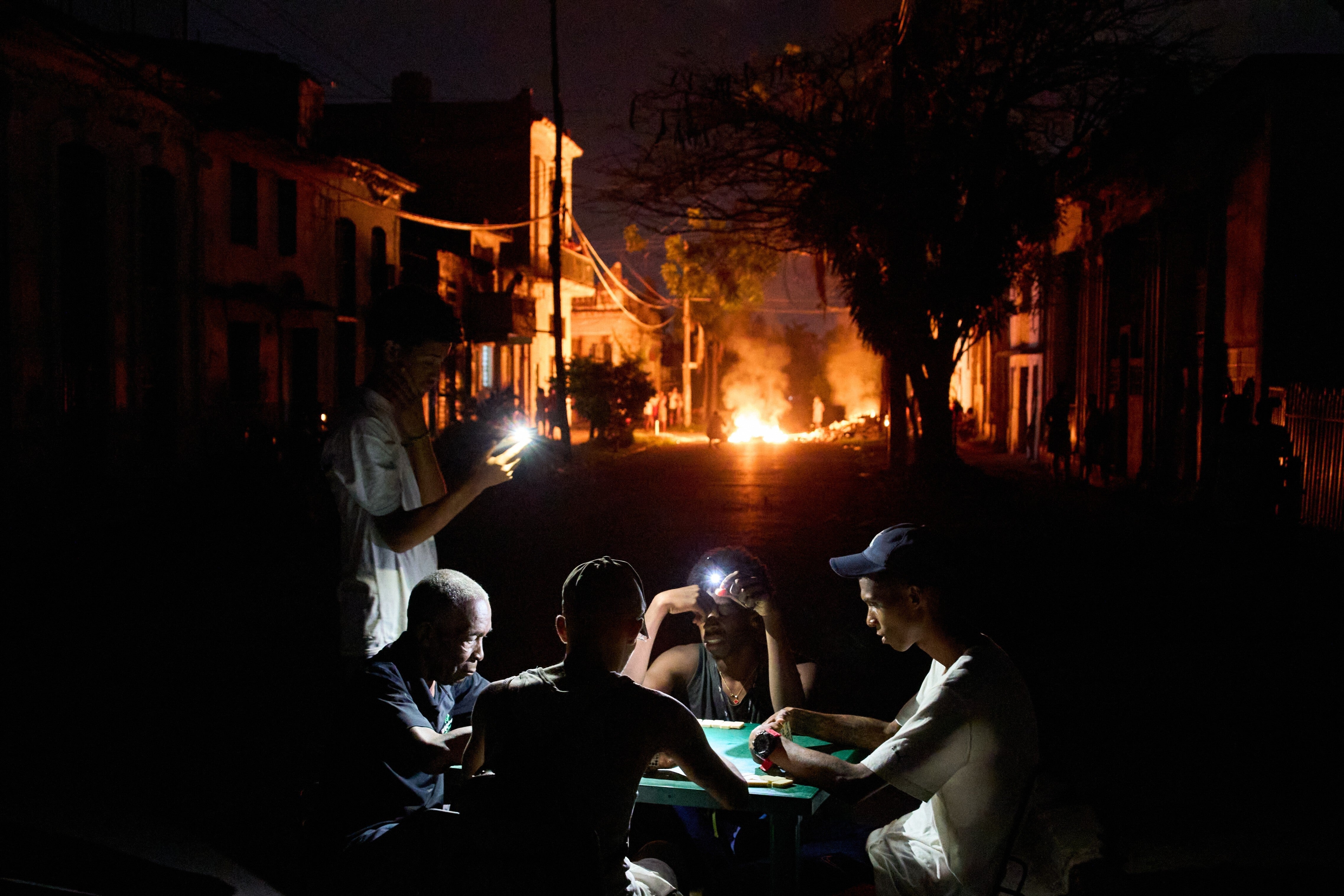 CUBA-APAGONES