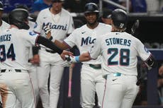 Stowers y Caissie conectan jonrones en victoria 8-0 de Marlins sobre Diamondbacks