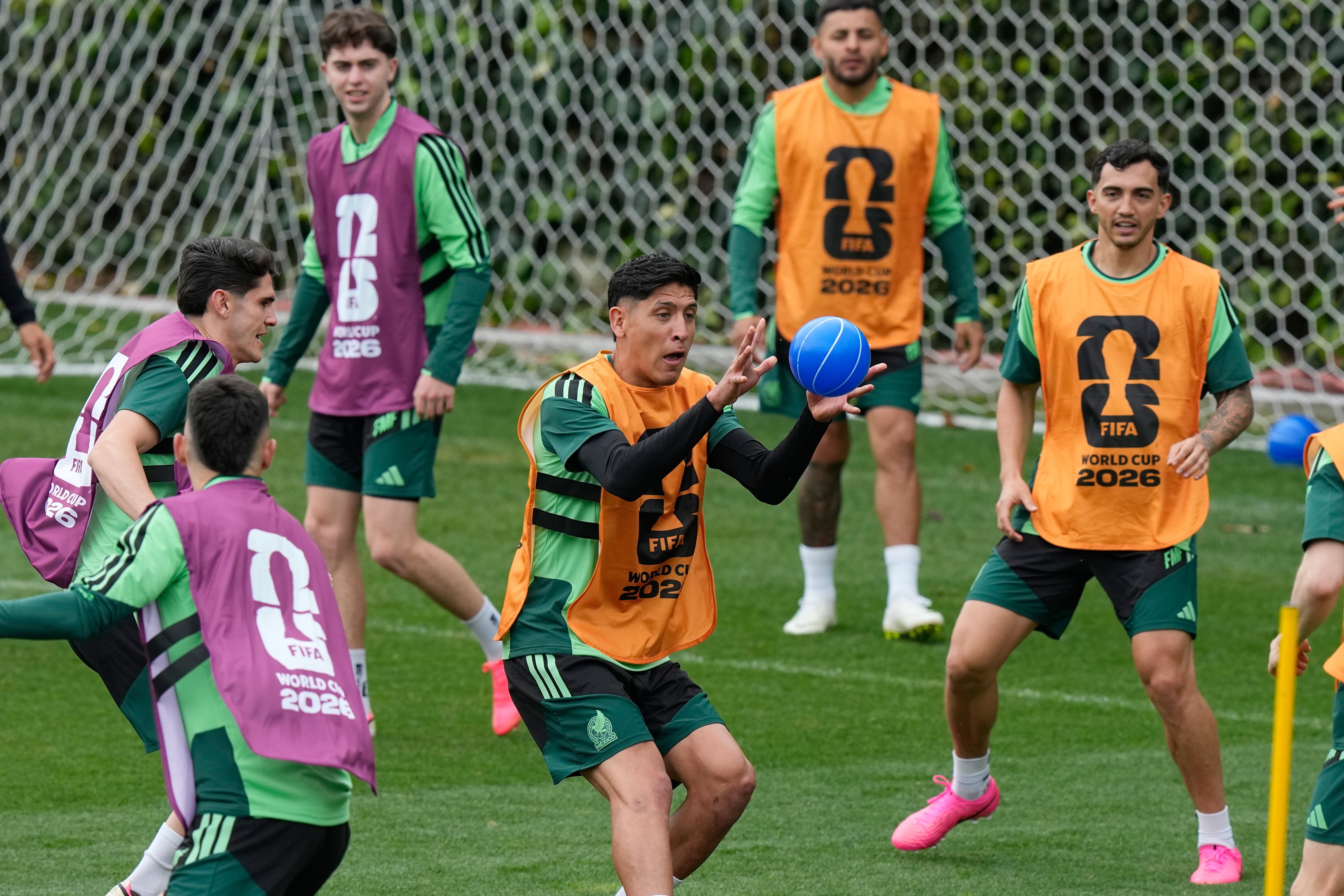 México busca acabar con su maldición en partidos inaugurales del Mundial ante Sudáfrica